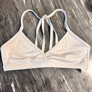 BRAND NEW Gymshark Minimal Sports Bra Size Medium Light Grey